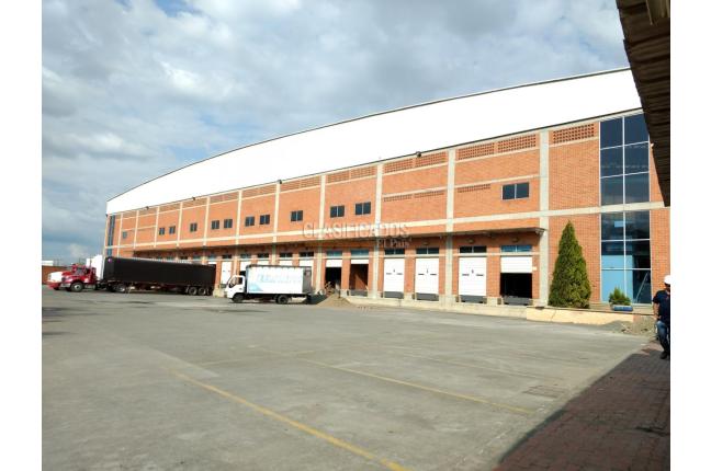 Locales y Bodegas, Alquiler en Yumbo