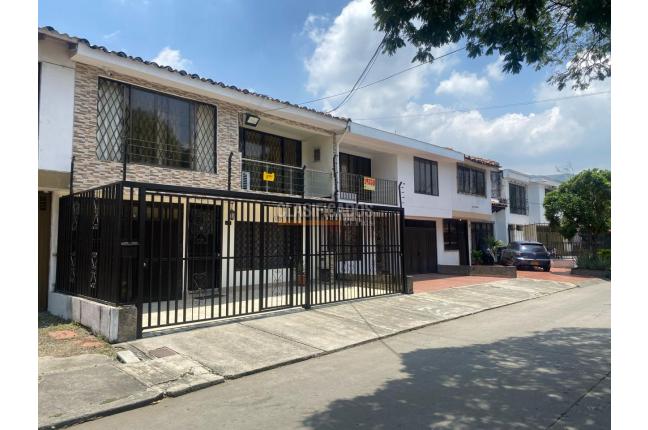 Casas, Venta en Prados del Norte