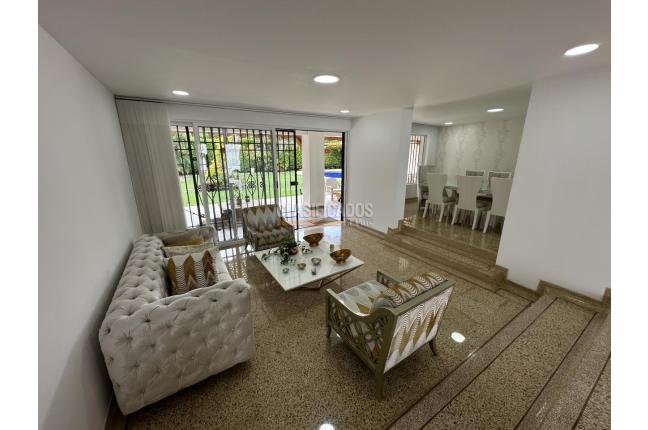 Casas, Venta en Altos de Ciudad Jardín