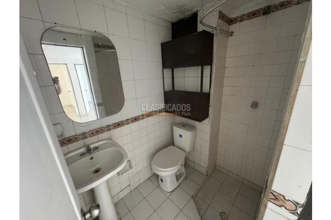 Apartamentos, Alquiler, Alcázares - $850.000