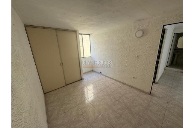 Apartamentos, Alquiler, Alcázares - $850.000