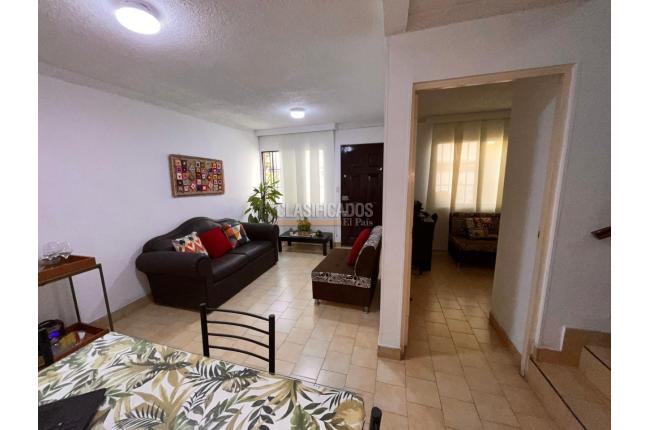 Casas, Venta, Metropolitano del Norte - $305.000.000