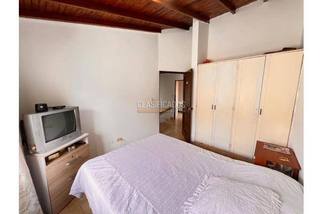 Casas, Venta, Metropolitano del Norte - $305.000.000