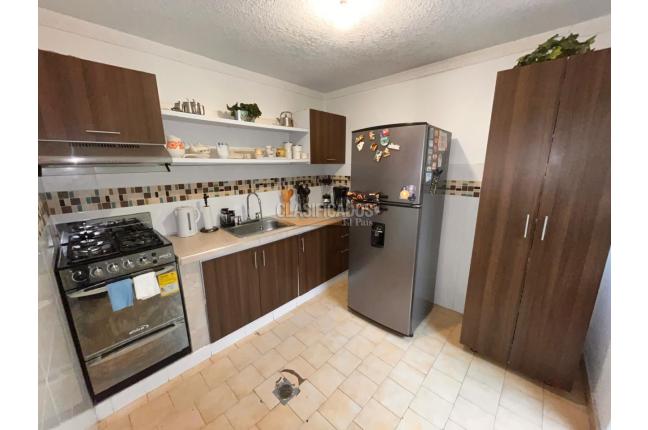 Casas, Venta, Metropolitano del Norte - $305.000.000