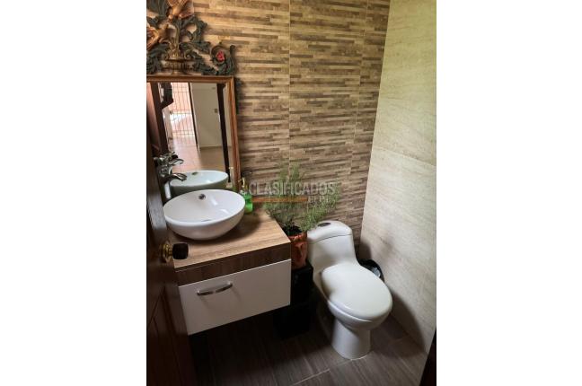 Casas, Alquiler en Ciudad Jardín