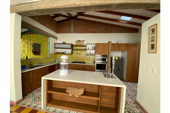 Casas, Venta, Miraflores - $920.000.000