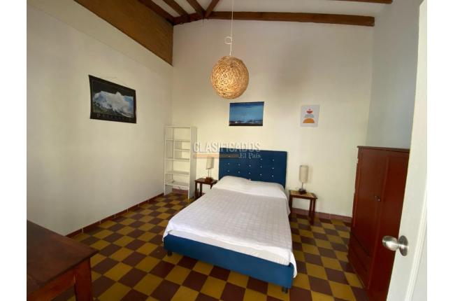 Casas, Venta, Miraflores - $920.000.000