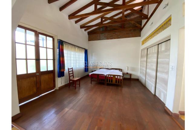 Casas, Venta, Miraflores - $920.000.000