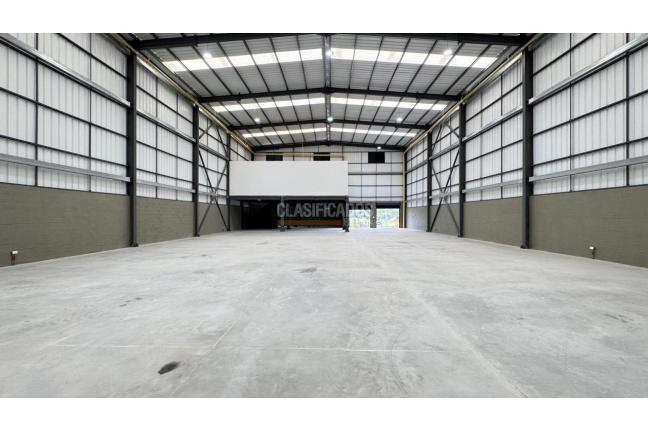 Locales y Bodegas, Alquiler en Yumbo