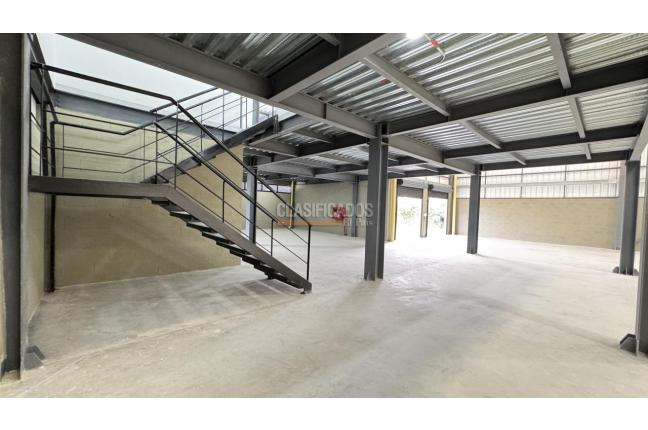 Locales y Bodegas, Alquiler, Yumbo - $18.000.000