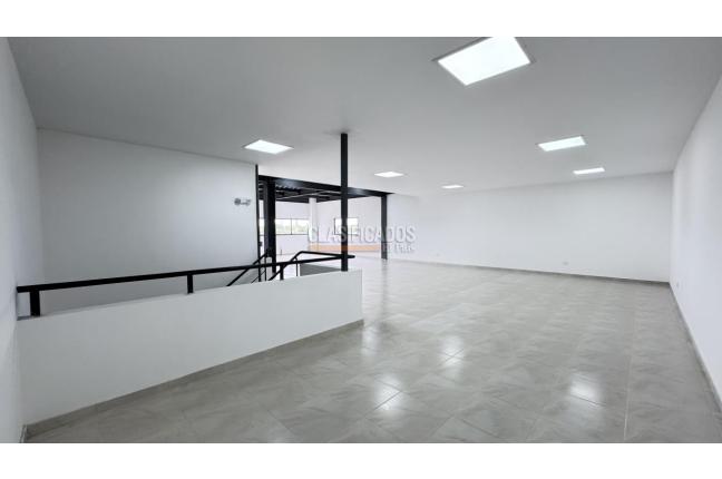 Locales y Bodegas, Alquiler, Yumbo - $18.000.000