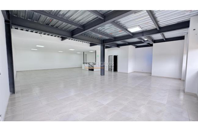 Locales y Bodegas, Alquiler, Yumbo - $18.000.000