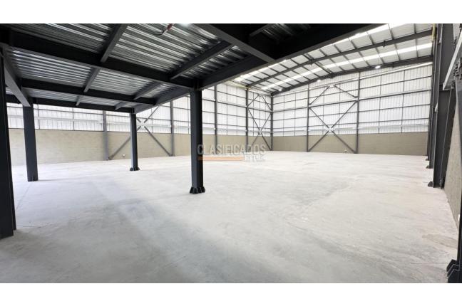 Locales y Bodegas, Alquiler, Yumbo - $18.000.000