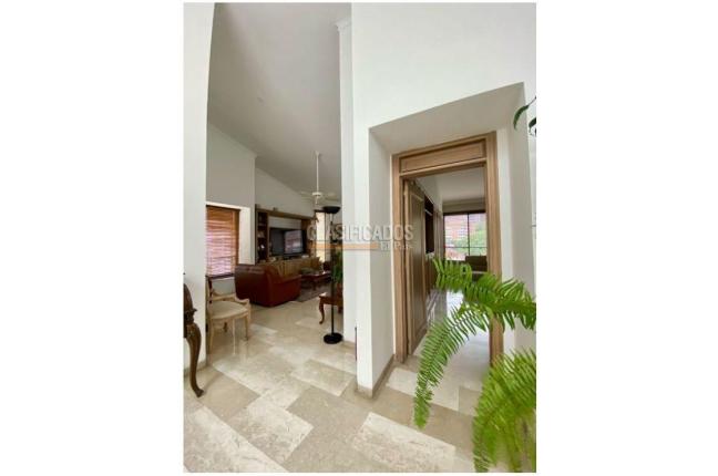 Apartamentos, Venta, Santa Rita - $2.600.000.000