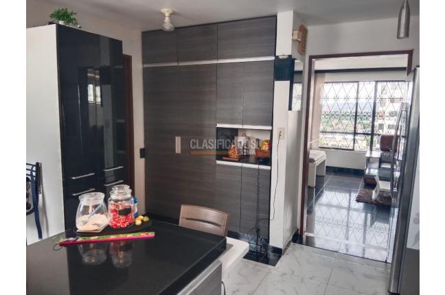 Apartamentos, Venta, Champagñat - $553.000.000