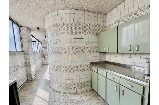 Apartamentos, Venta, Versalles - $330.000.000