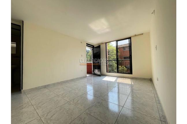Casas, Venta, Alcázares - $135.000.000