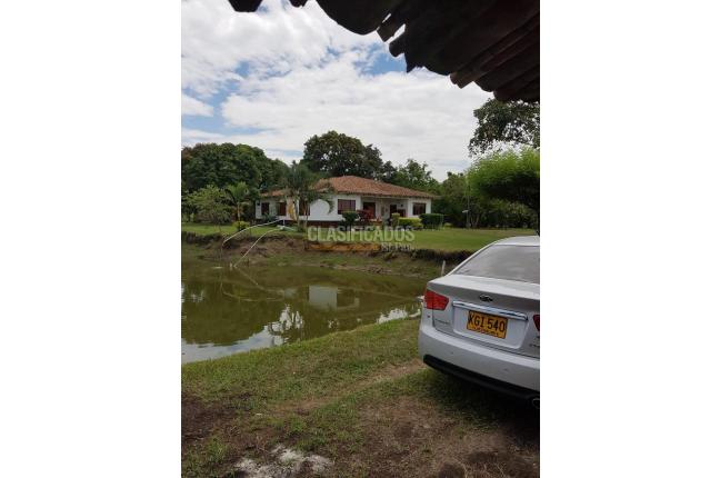 Fincas y Casas Campestres, Venta, Candelaria - $1.300.000.000