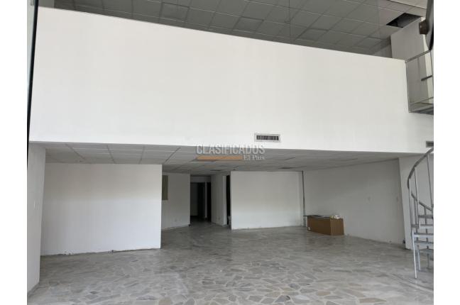 Locales y Bodegas, Alquiler, Capri - $10.000.000