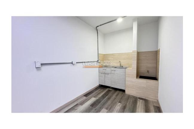 Locales y Bodegas, Alquiler, Salomia - $6.300.000