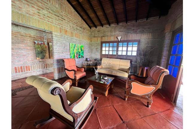 Fincas y Casas Campestres, Venta, Buga - $2.900.000.000