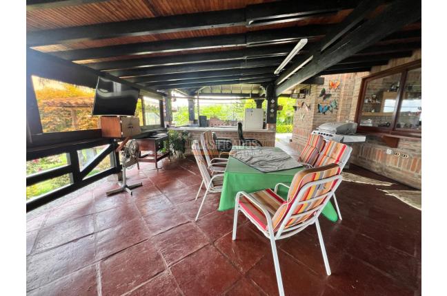 Fincas y Casas Campestres, Venta, Buga - $2.900.000.000