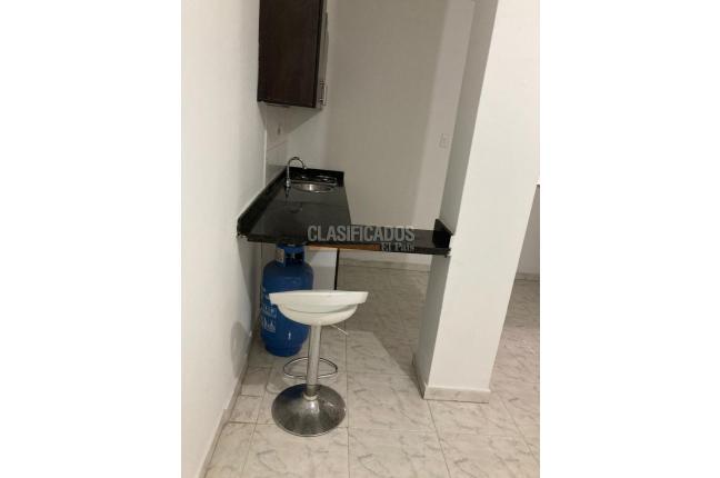 Apartaestudios, Alquiler, San Fernando - $900.000