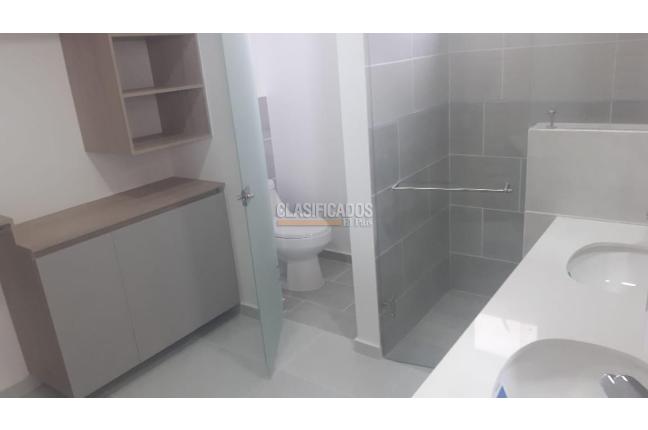 Apartamentos, Venta en Valle del Lili