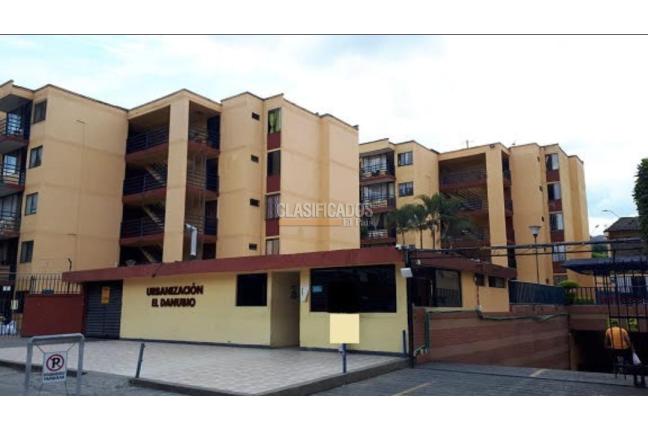 Apartamentos, Venta en Nápoles