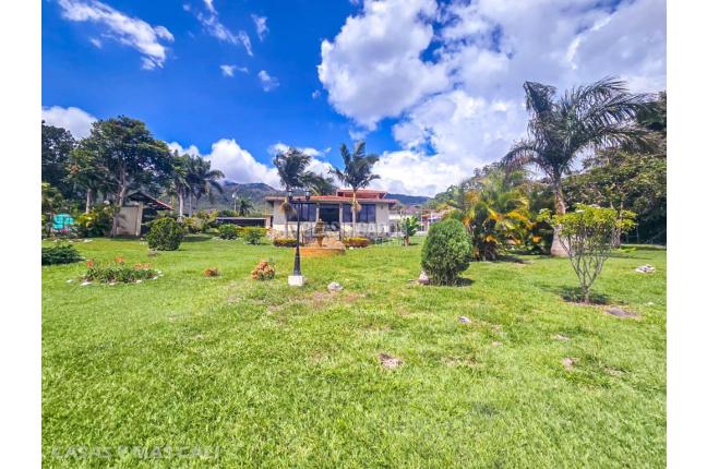 Fincas y Casas Campestres, Venta en Calima (Darién)