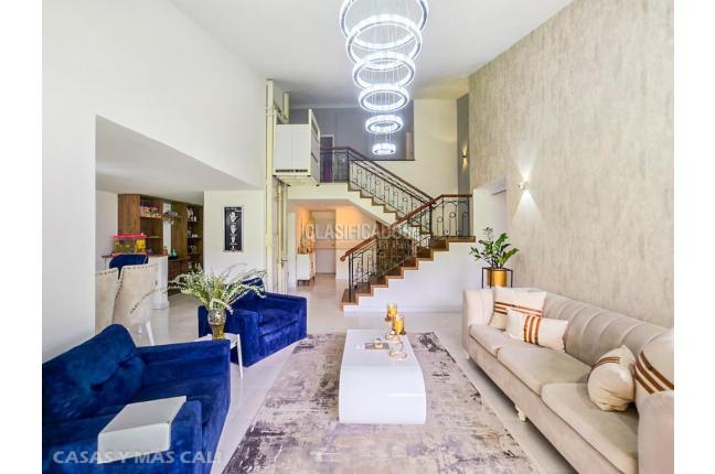 Casas, Venta en La Flora