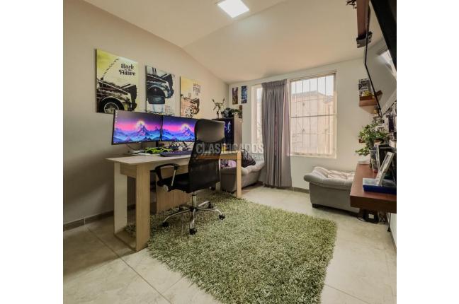 Casas, Venta, La Hacienda - $700.000.000