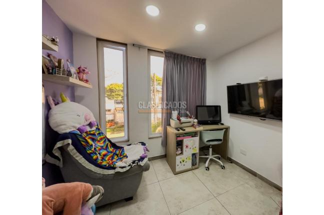 Casas, Venta, La Hacienda - $700.000.000