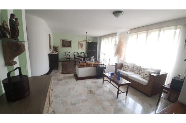 Apartamentos, Venta en Santa Rita