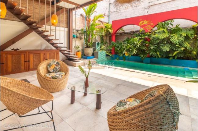 Casas, Venta, Miraflores - $910.000.000