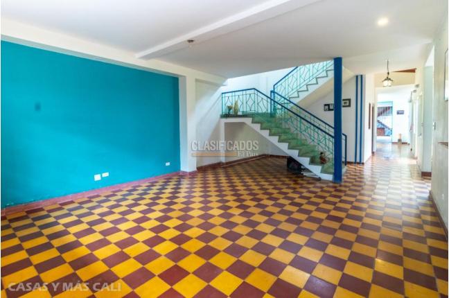 Casas, Venta, Miraflores - $910.000.000