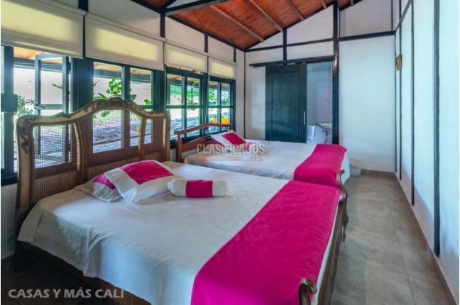 Fincas y Casas Campestres, Venta, Calima (Darién) - $1.300.000.000