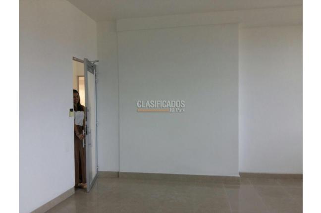 Oficinas y Consultorios, Alquiler, Centro Ccial. Unicentro - $5.000.000