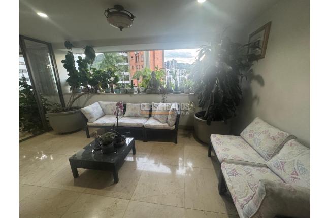 Apartamentos, Venta en Arboleda