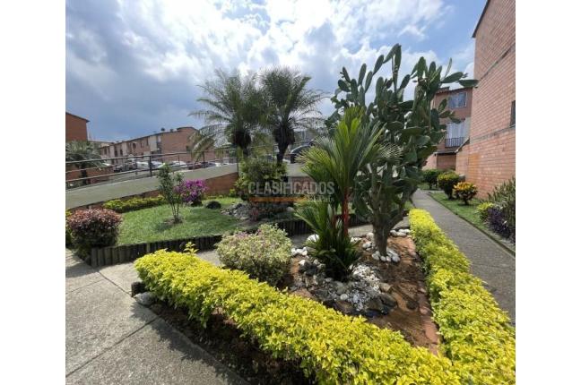 Casas, Alquiler, Ciudad 2.000 - $1.300.000