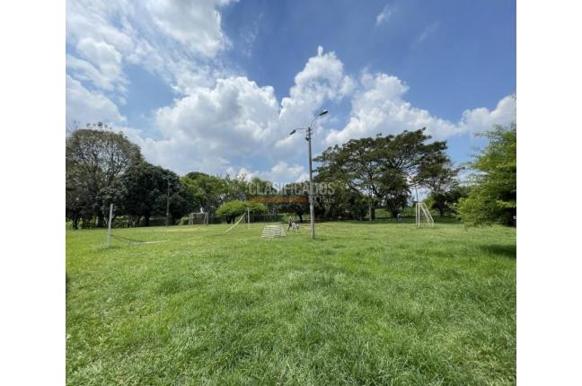 Casas, Alquiler, Ciudad 2.000 - $1.300.000