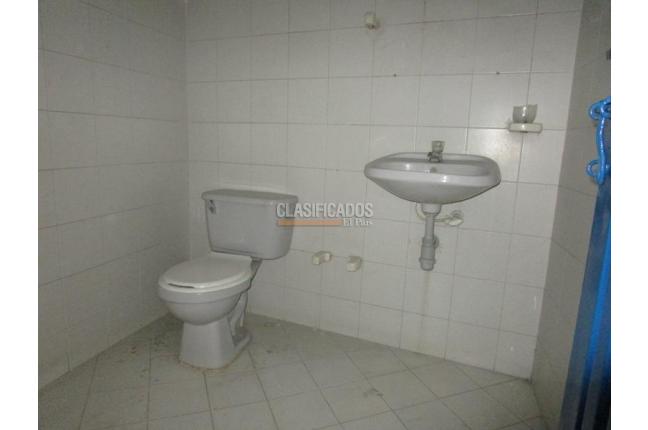 Locales y Bodegas, Alquiler, San Bosco - $6.000.000