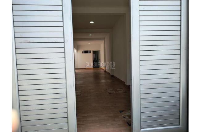 Locales y Bodegas, Venta, Prados del Norte - $990.000.000