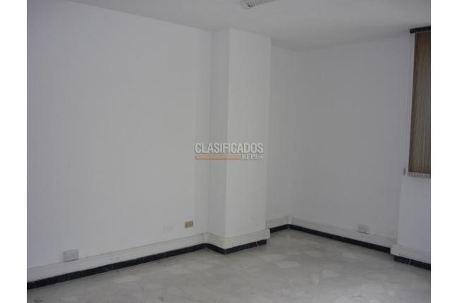Oficinas y Consultorios, Alquiler, San Vicente - $2.800.000