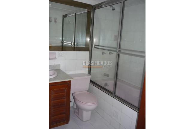 Oficinas y Consultorios, Alquiler, San Vicente - $2.800.000