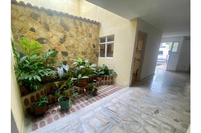 Casas, Venta, Departamental - $650.000.000