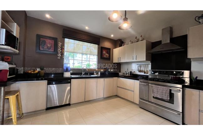 Casas, Venta, Cristales - $3.000.000.000