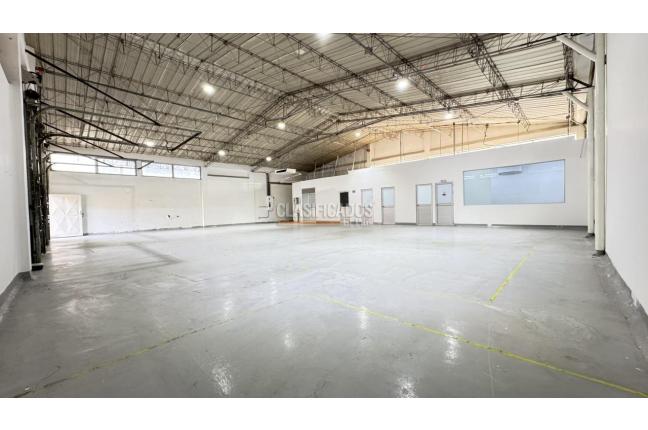 Locales y Bodegas, Alquiler en El Sena