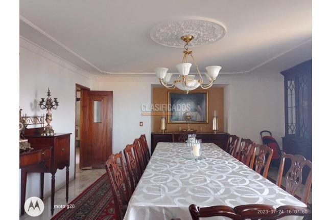 Apartamentos, Venta, Versalles - $1.200.000.000