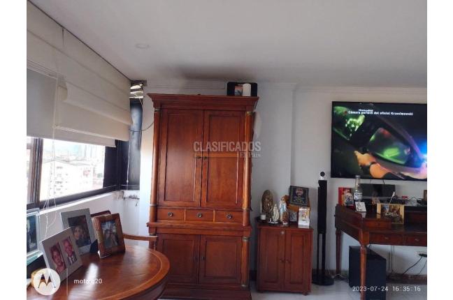 Apartamentos, Venta, Versalles - $1.200.000.000